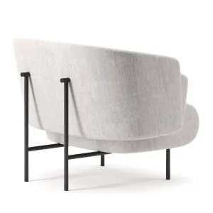 Hug armchair by christophe delcourt
