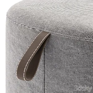 Pully pouf by cascando