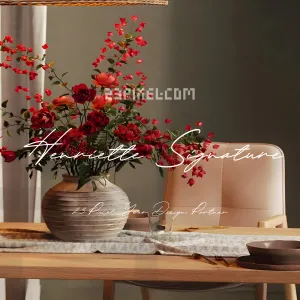 Henriette Signature