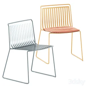 Alo outdoor chair by ondarreta totem table by garda furniture