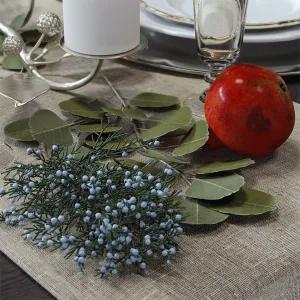 C b traditional holiday table