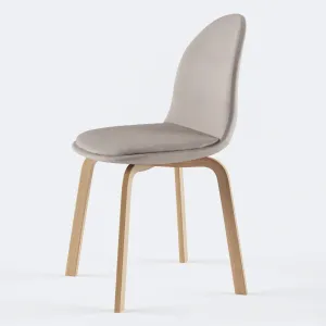 Fritz hansen sammen chair the table