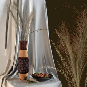 Decor with a vase nuts
