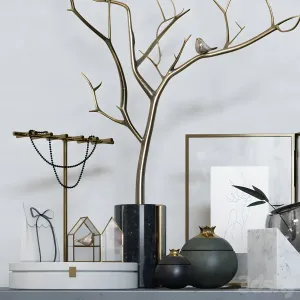 Decorative c