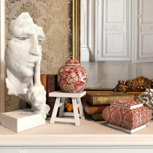 Decorative set