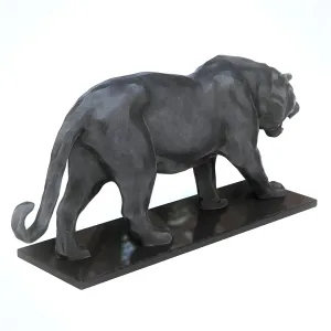 Sculpture tiger