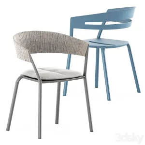 Zebra Square table Ria Dining armchair by Fast