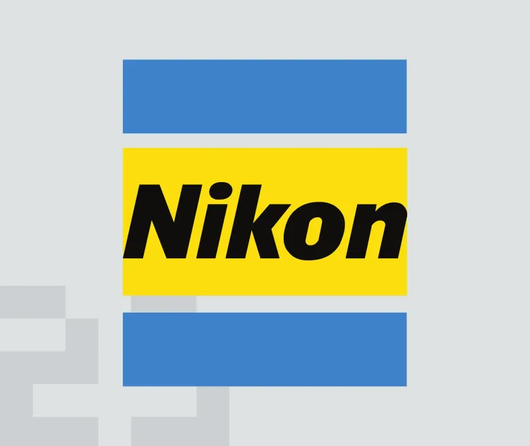 Nikon 4