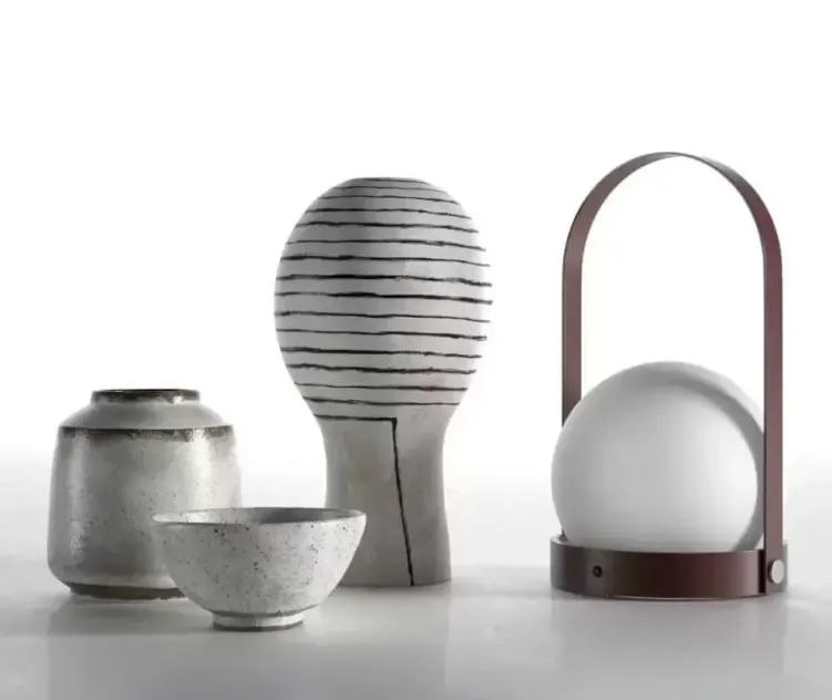 Carrie portable lamp with vases