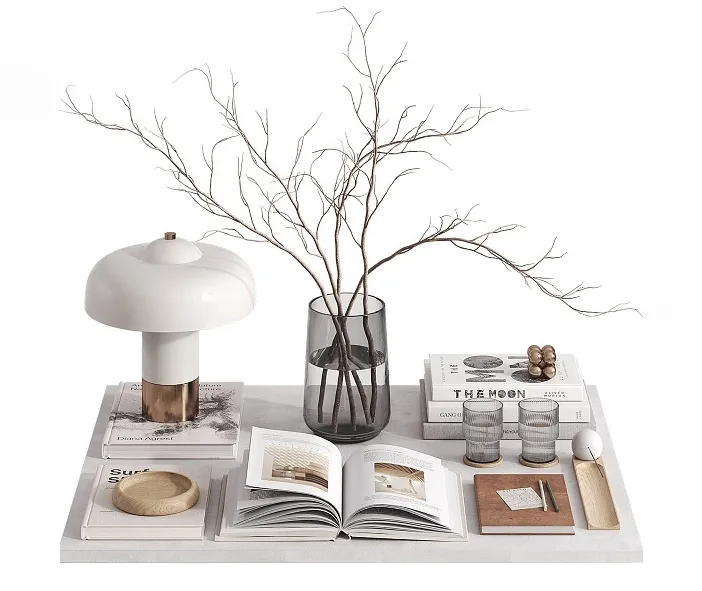 Decorative set with giovannitable lamp