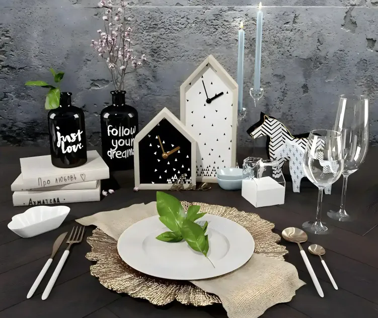Decorative decoraholic