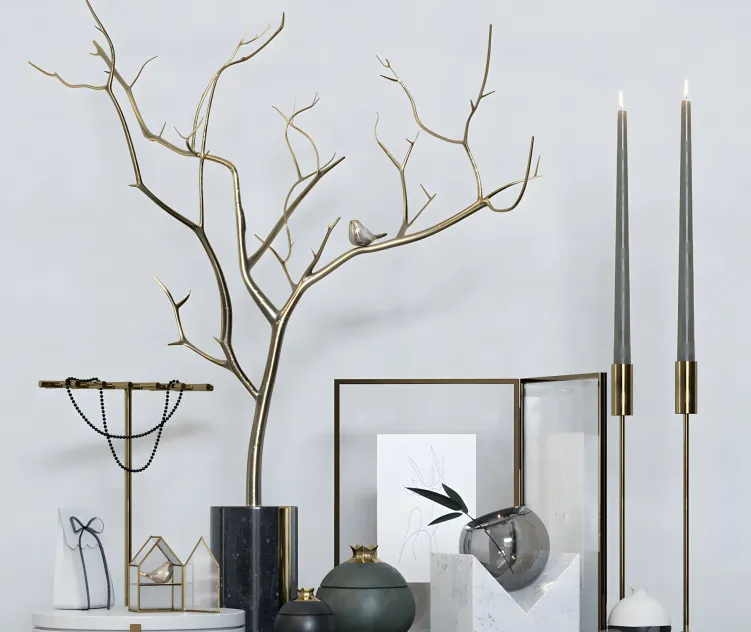 Decorative c