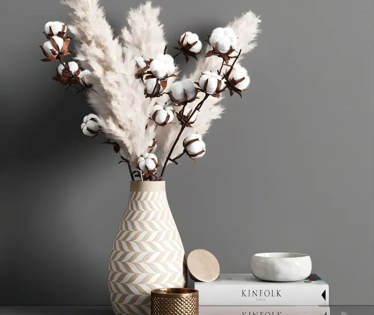 Decorative pampas