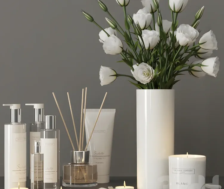 Decorative with a bouquet of lisianthus