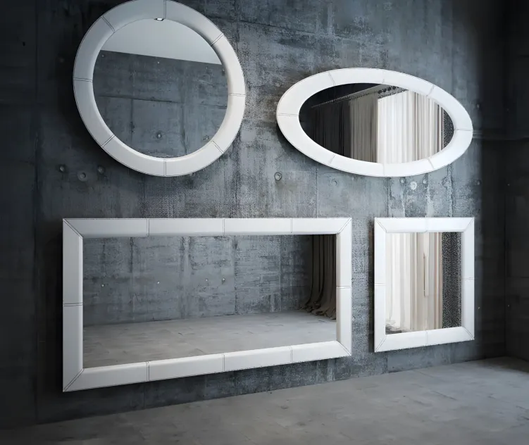 Mirror photo by cattelan italia