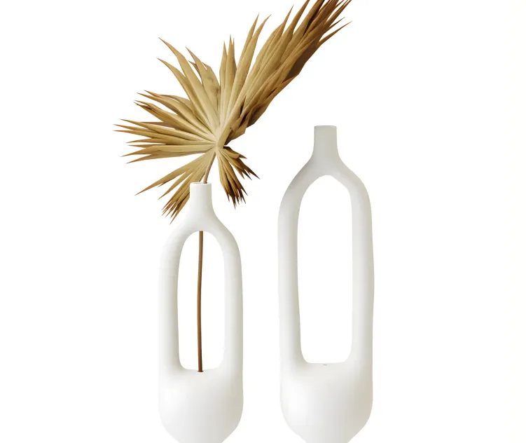Single stem vessel by simone bodmer turner