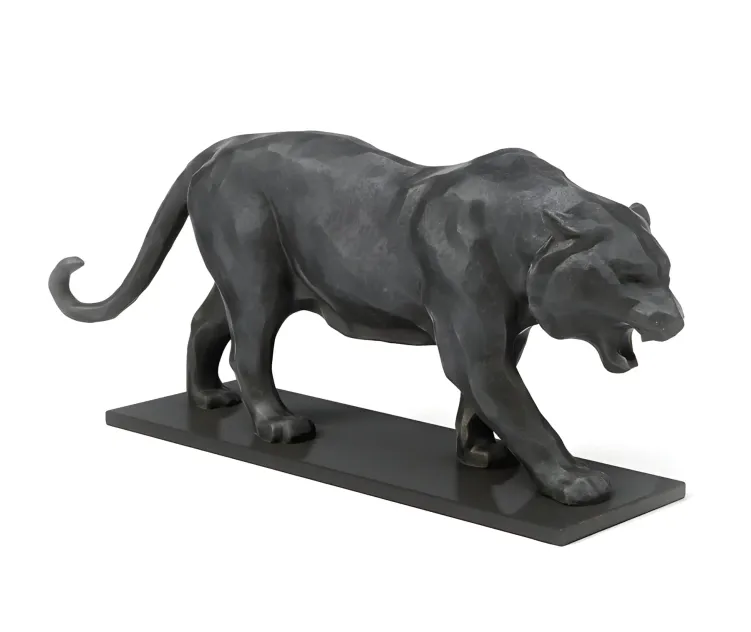 Sculpture tiger