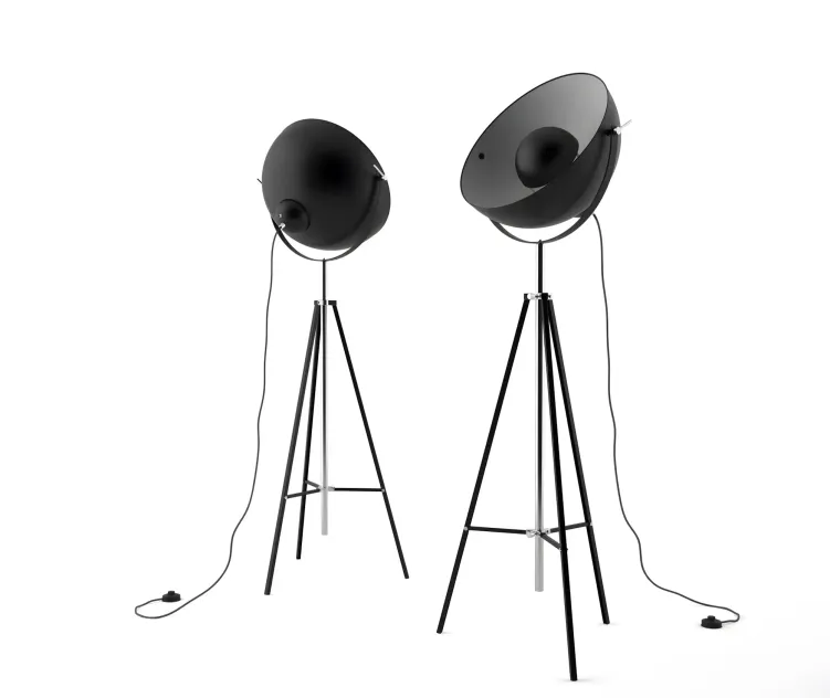 Hollywood lamp by its about romi