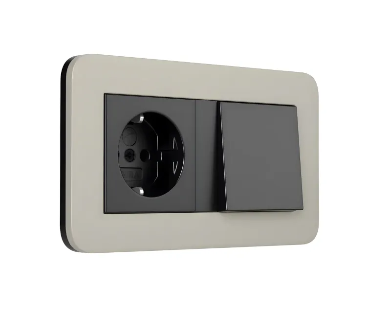 E3 switches socket by gira