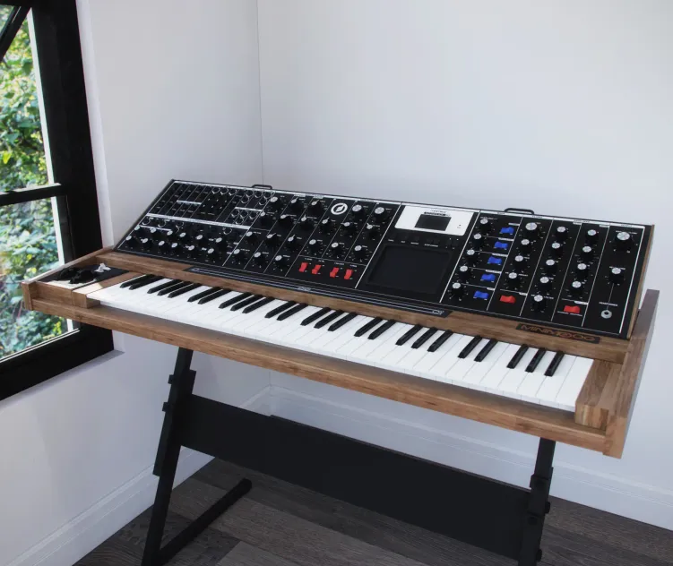 Synthesizer Minimoog Voyager XL