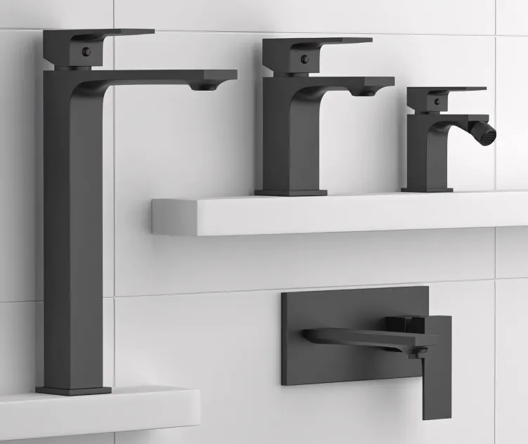 Le De La Noche Faucet Set